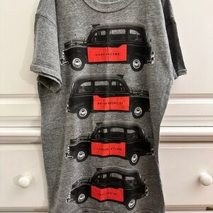 Marc Jacobs London England Taxi T-shirt Size Medium NWOT